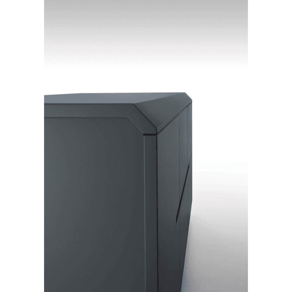 QlqcGiyalQ-1.jpg